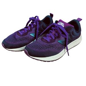 EUC New Balance Women’s Fresh Foam Arishi V3 Knit Running Sneaker Sz 7 - violet